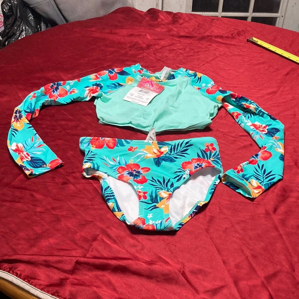 Kanu Surf Girls' Long Sleeve Rashguard UPF 50+ Two Piece Swim Set 10 - Picture 2 of 8